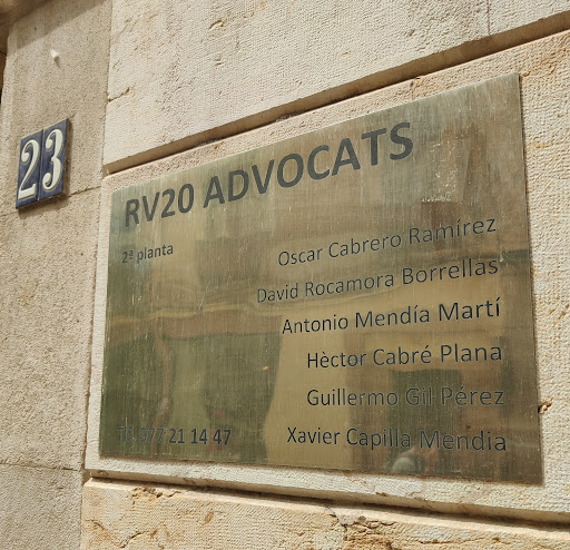 RV20 Advocats