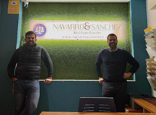 NAVARRO & SANCHEZ Real Estate Lawyers