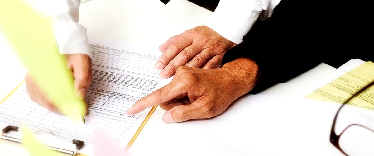 ¿Cómo puedo saber si necesito contratar a un abogado de herencias y testamentos?
