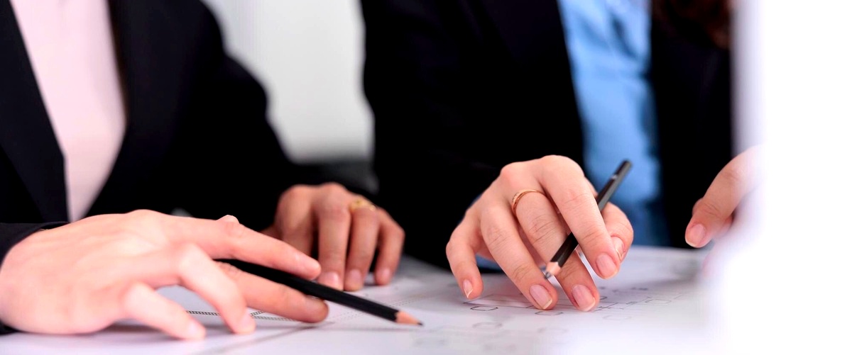 ¿Qué debo tener en cuenta al contratar un abogado hipotecario o notarial en Badalona?
